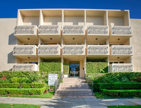 Apartment Building in Santa Monica